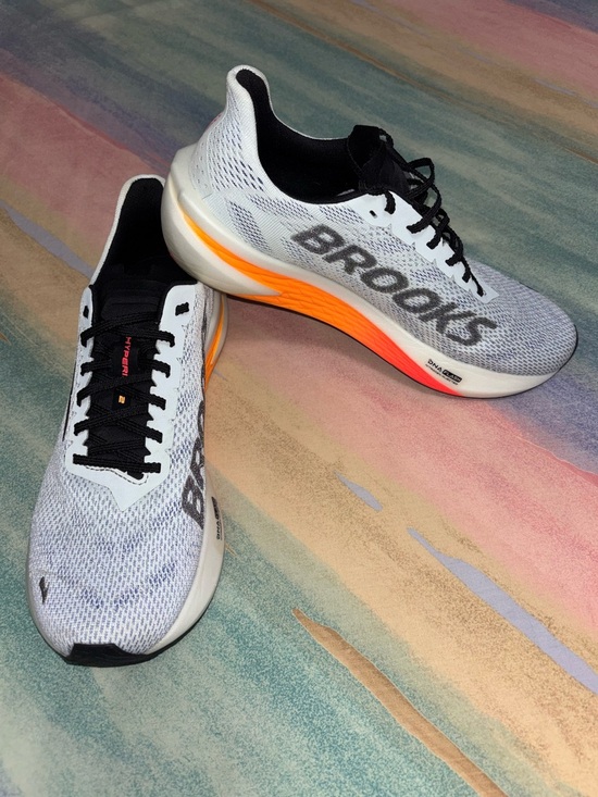 Brooks Mens Hyperion Max 2 Running Shoe Size 9.5 Illusion Coral Black Sneaker main image 8